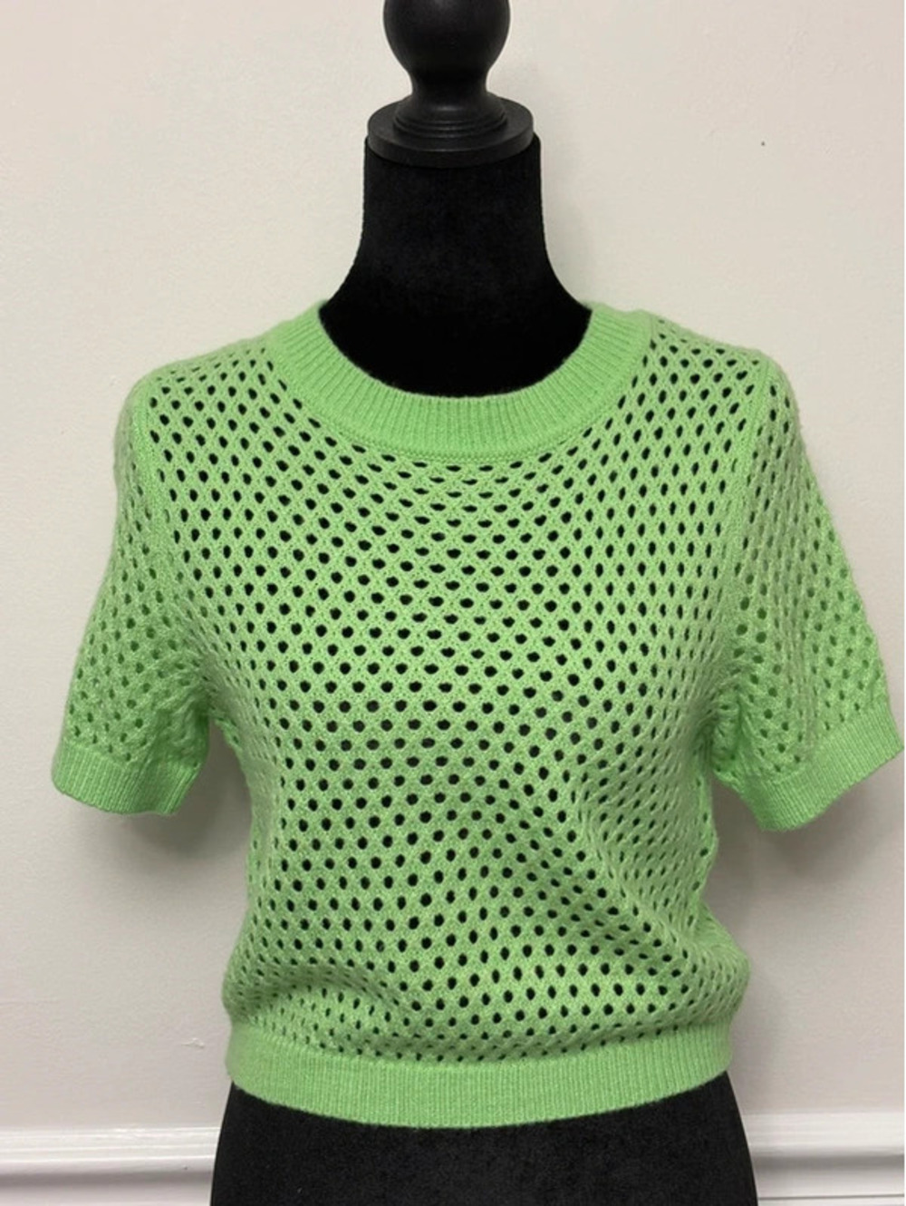 H&M Divided Neon Green Open Knit Sweater | Short Sleeve | Size Small